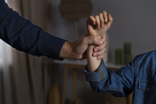 young-child-getting-physical-abuse-from-parent
